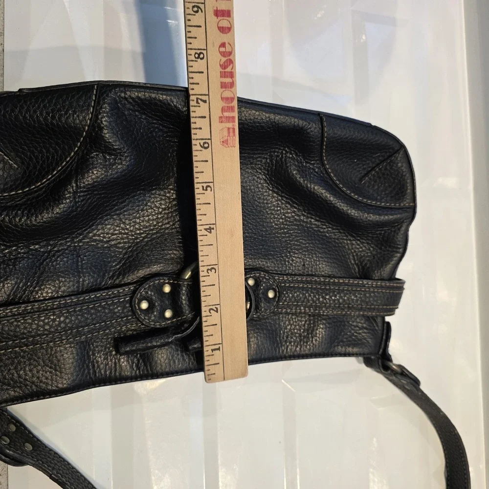 The Sak Black Pebbled Crescent Shoulder Bag Zip Houndstooth Lined Pockets Y2K